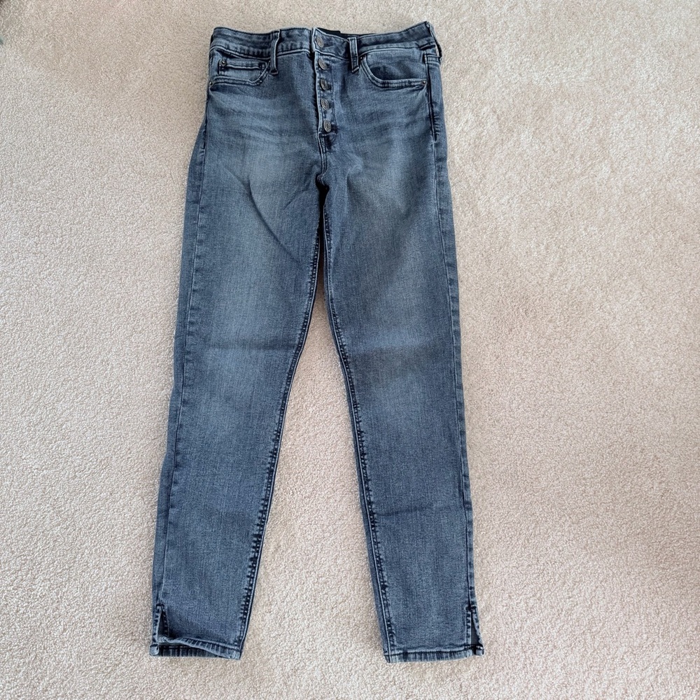 GAP Women's Skinny Jeans in Dark Blue